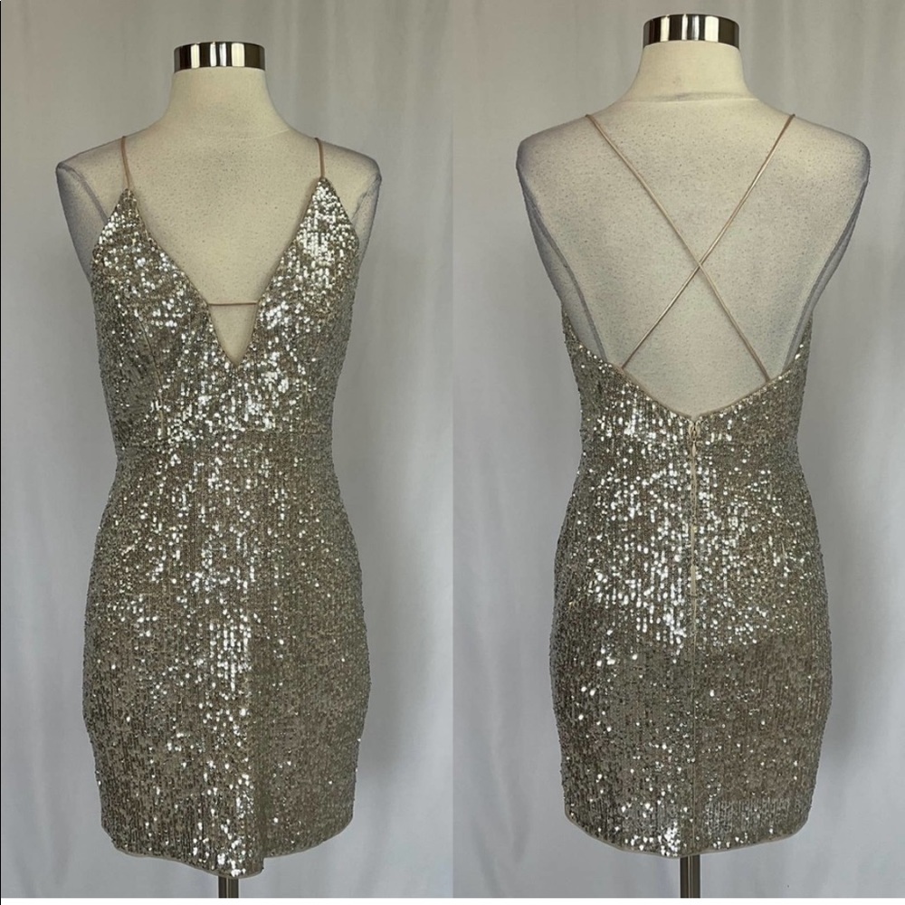 Sequin cocktail dress ✨